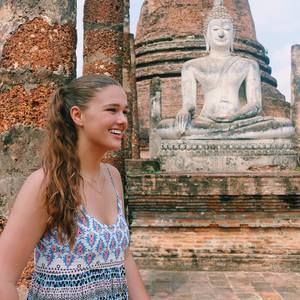 Meet your Posher, Emily